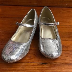 Youth size 2 fancy shoes